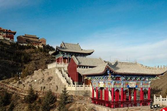 武当山不止湖北有,千里之外的甘肃永昌也有,是修养身心的好去处7