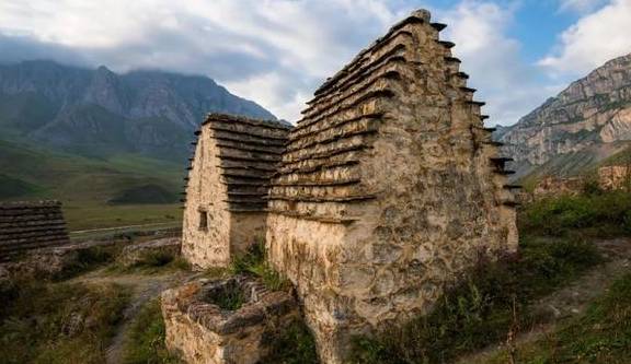 高加索的“亡灵之城”5