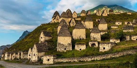 高加索的“亡灵之城”12