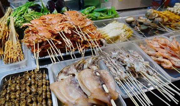 原创 盘点石家庄六条美食街,汇聚全国各地小吃,有一处深受周冬雨喜爱9