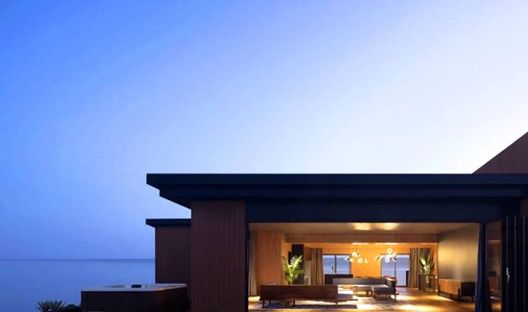 原创 网红海上酒店内幕照片曝光：9800元一晚？私占600米海域只罚一万5