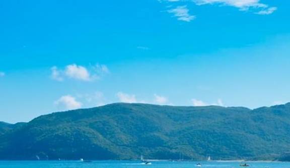 原创 中国十大著名海滩排行榜:北海银滩上榜,第二最美2