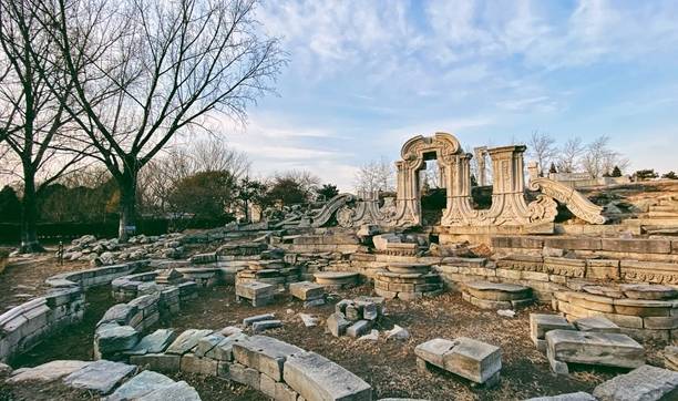 原创 冬季的北京圆明园,安逸清净,充满了荒凉,有人说这样才好看6