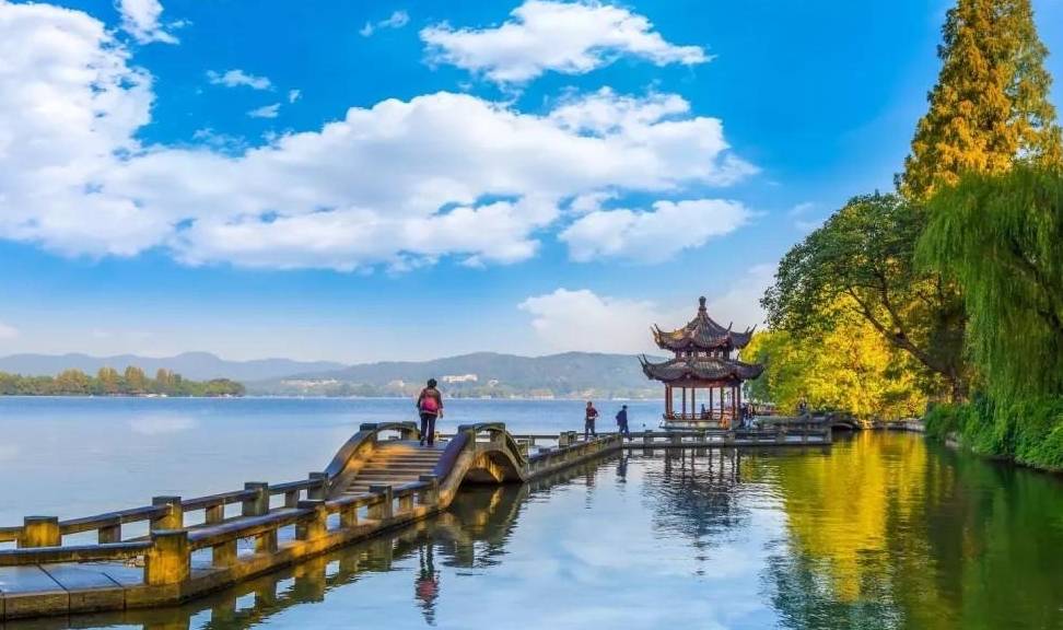 原创 春游杭州两日游路线，即可烧香礼佛又可赏西湖，时间充足还不累2