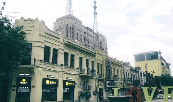 原创 哈尔滨中央大街,被誉为“中国第一街”,这话没毛病40