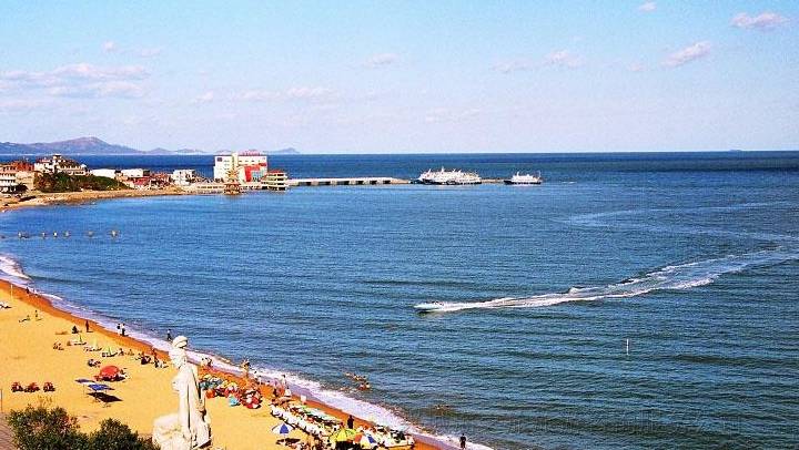 原创 赫本梦露钟爱的泳衣竟来自东北小镇,全球四分之一比基尼产自这里2