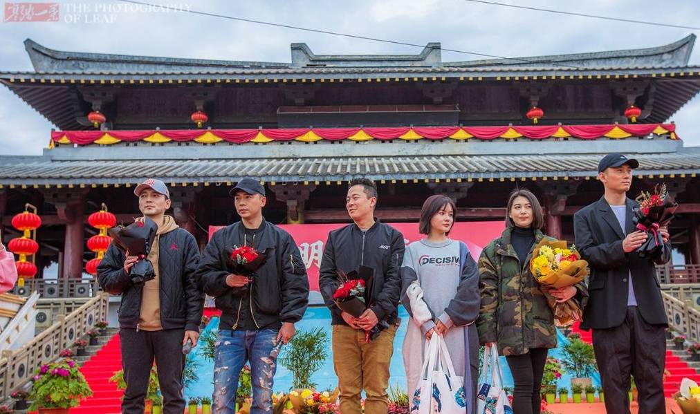 原创 宁波一场明星见面会，会场被游客挤满，看看你都认识吗？8