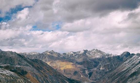 原创 在人迹罕至的雪域腹地，藏着神湖拉姆拉措，传说可以看到前世今生11