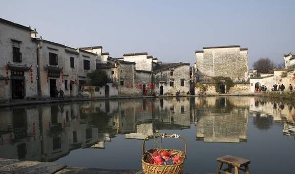 原创 安徽这个村子很特别，5A级景区加世界遗产，美如一幅烟雨画10