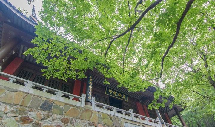 原创 “山不在高”：苏州最高山峰海拔341.7米，清帝乾隆六次亲临1