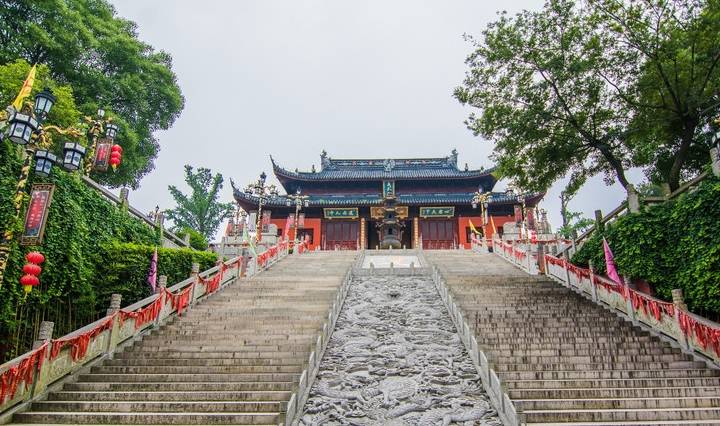 原创 “山不在高”：苏州最高山峰海拔341.7米，清帝乾隆六次亲临5