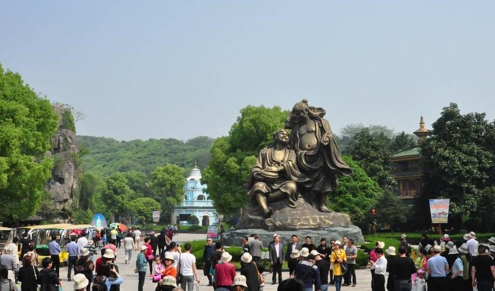 原创 杭州一处规模很大的文化园，投资5亿元建成，共分为三大板块4