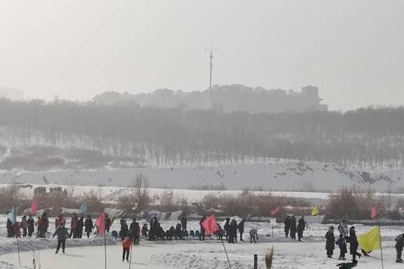 原创 乌鲁木齐市区内最大冰雪游乐项目嗨起来!15个项目玩的就是心跳28