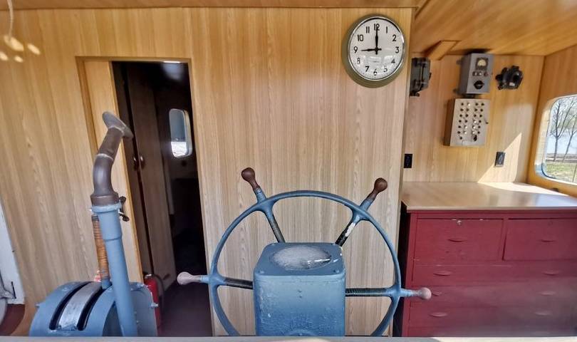 原创 汉口江滩新春游:登名艇 参观武汉横渡长江博物馆“镇馆之宝”11