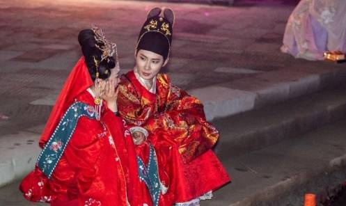 原创 梦幻河湾——东方传统爱情最浪漫的开始6