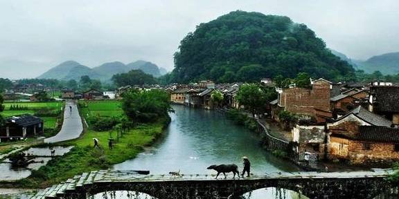 原创 怀化是一幅画描绘了湘西最美丽风光，融入侗乡苗寨淳朴民俗风情2