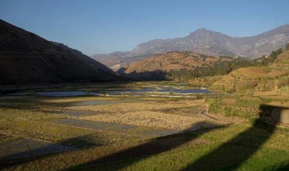 原创 寻访云南东川红土地，路虽然是烂路，但是风光壮丽，山岭纵横交错6
