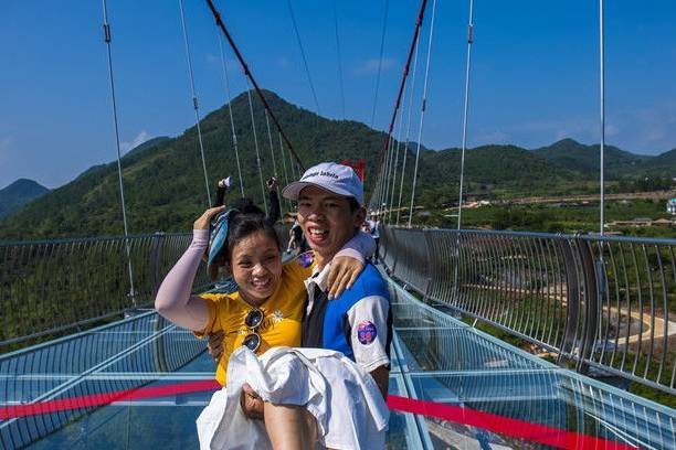 菲律宾疫情已呈现“低风险态势”为菲律宾开放做准备2