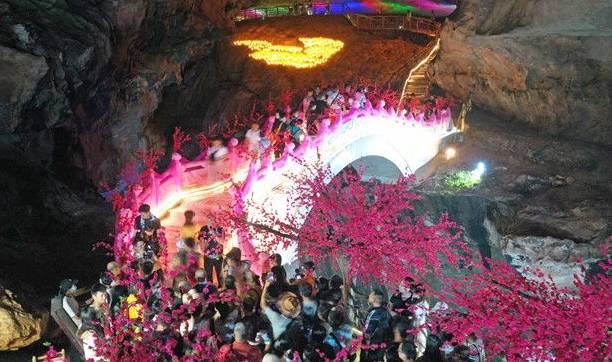 菲律宾疫情已呈现“低风险态势”为菲律宾开放做准备3