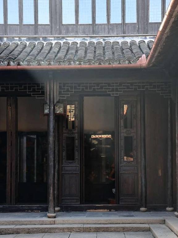 原创 5A古镇里的明代园林，根雕天下一绝，主人有官不做当隐士9