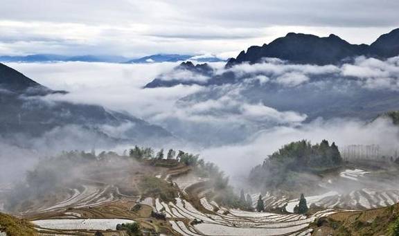原创 轻纱漫舞，祥云缭绕，美妙的人间仙境云和梯田1
