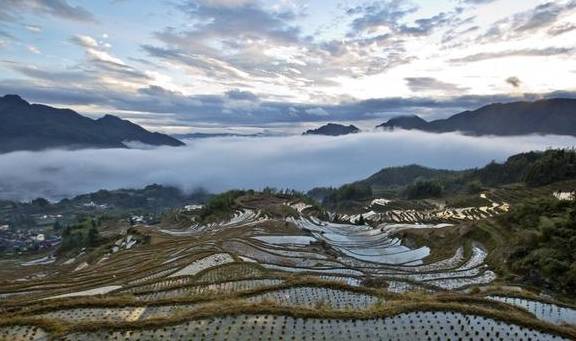 原创 轻纱漫舞，祥云缭绕，美妙的人间仙境云和梯田5