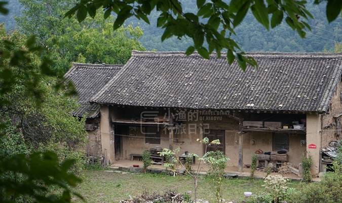 原创 陕南秦岭探秘：这样的深山老房子，冬暖夏凉极具智慧，却越来越少3