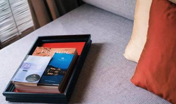 原创 她当然有皱纹,可是开怀大笑的时候,连皱纹也美极了35