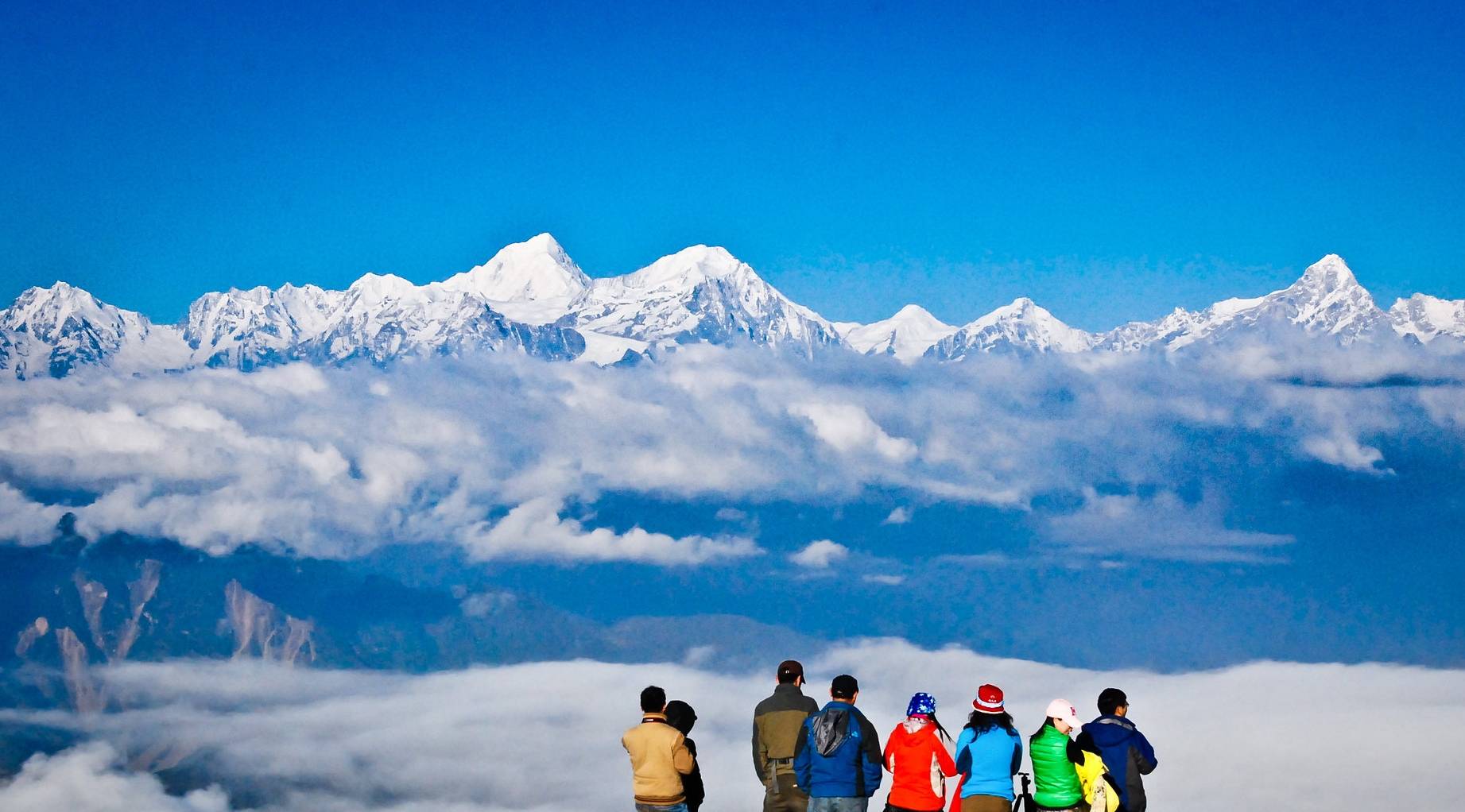 原创 四川牛背山有奇异风光,值得自驾游客一生看一次,冒险上山也值得7