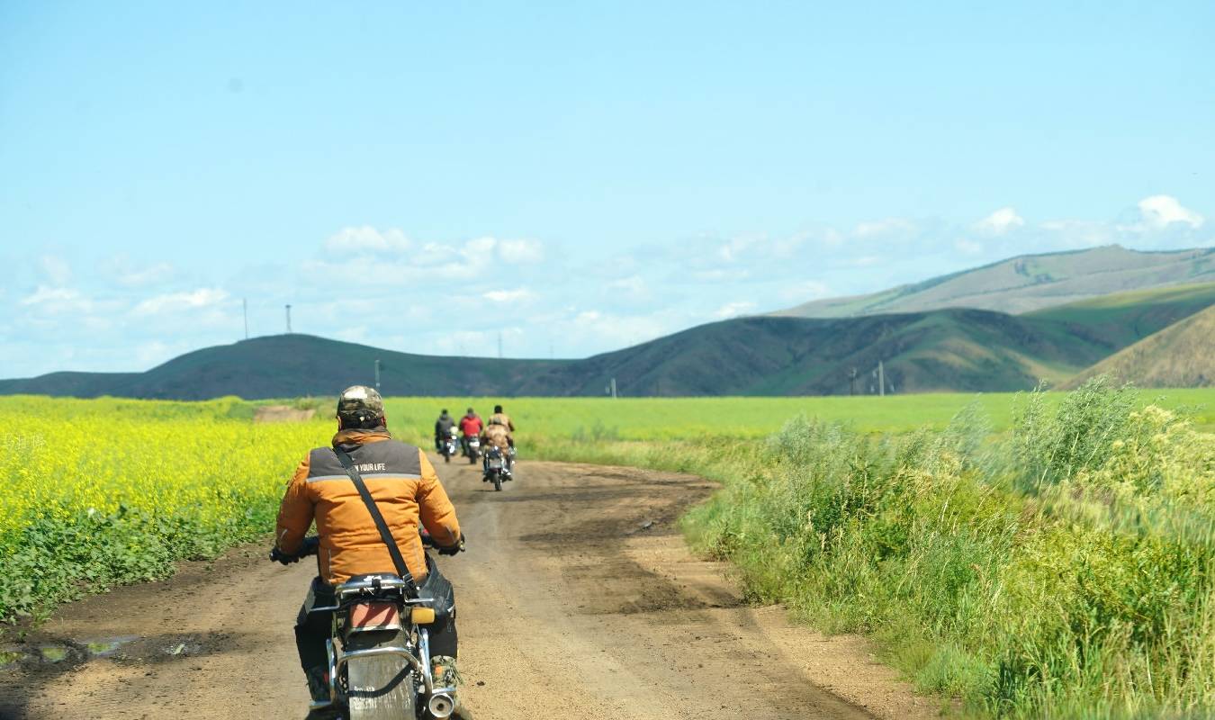 原创 内蒙古特别的地方,中国纬度最高县级市,可看到洋气的俄罗斯族风情11