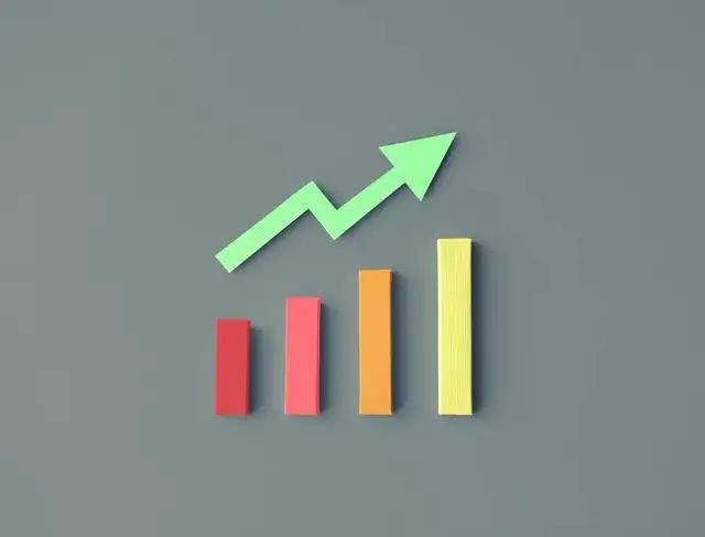 原创 宾县承包麻辣烫半壁江山:杨国福向左、张亮向右,还有汆悦、秀海福、马玉涛4