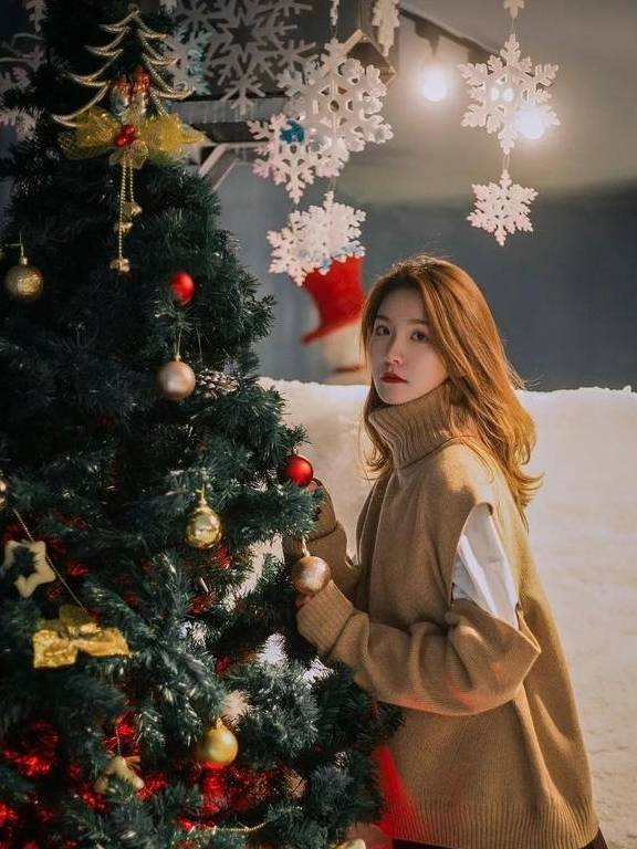 原创 成都再添一处“遛娃”圣地——“冰雪乐园”22