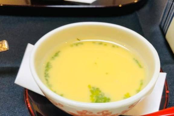 原创 东京有很多河豚店,为什么坐了三个小时新干线跑到金泽来吃河豚?7