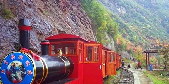 原创 逃离城市的雾霾天,到宝鸡凤县灵官峡景区“吸氧、洗肺”吧!12