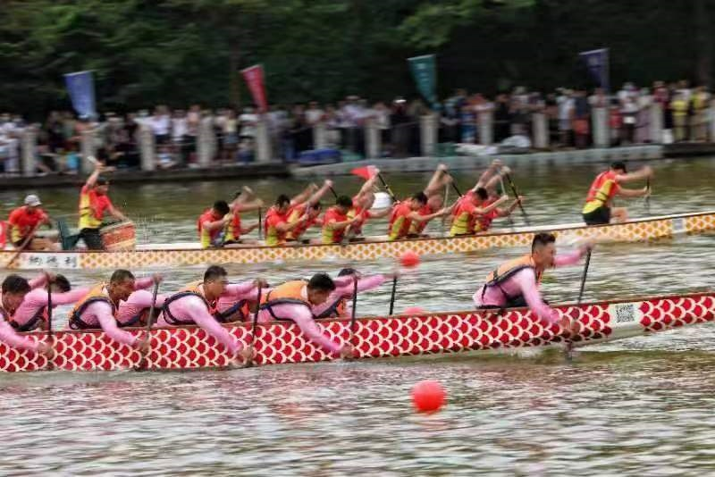 龙船半山水上漂,“扒”出活力新西樵2