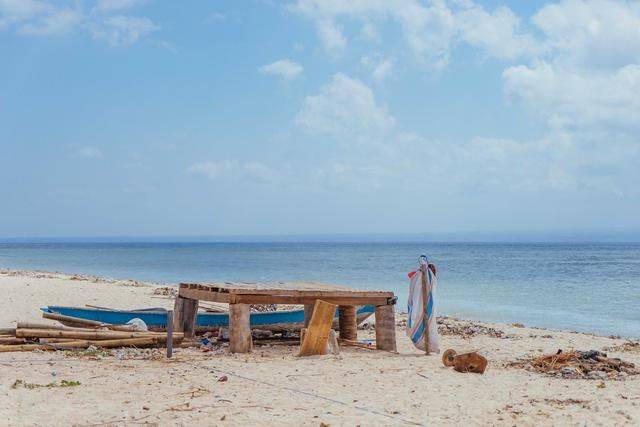 印尼蓝梦岛,风光无限的背后的简朴生活,你愿意在这里过日子吗4