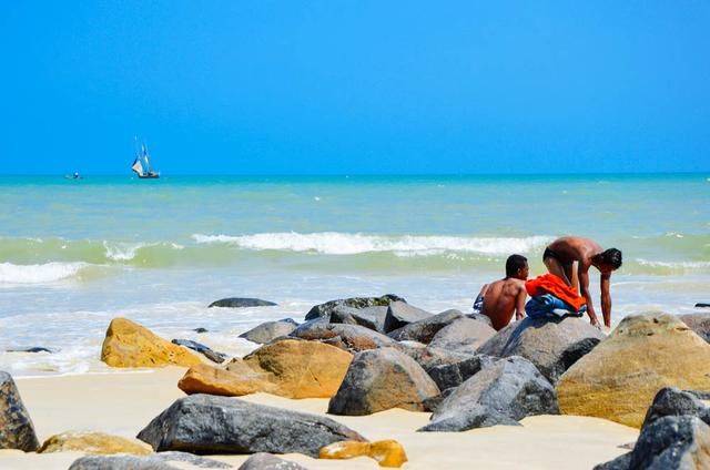 越贫穷越简单,这个非洲小岛质朴无比,人们都生活的很快乐6