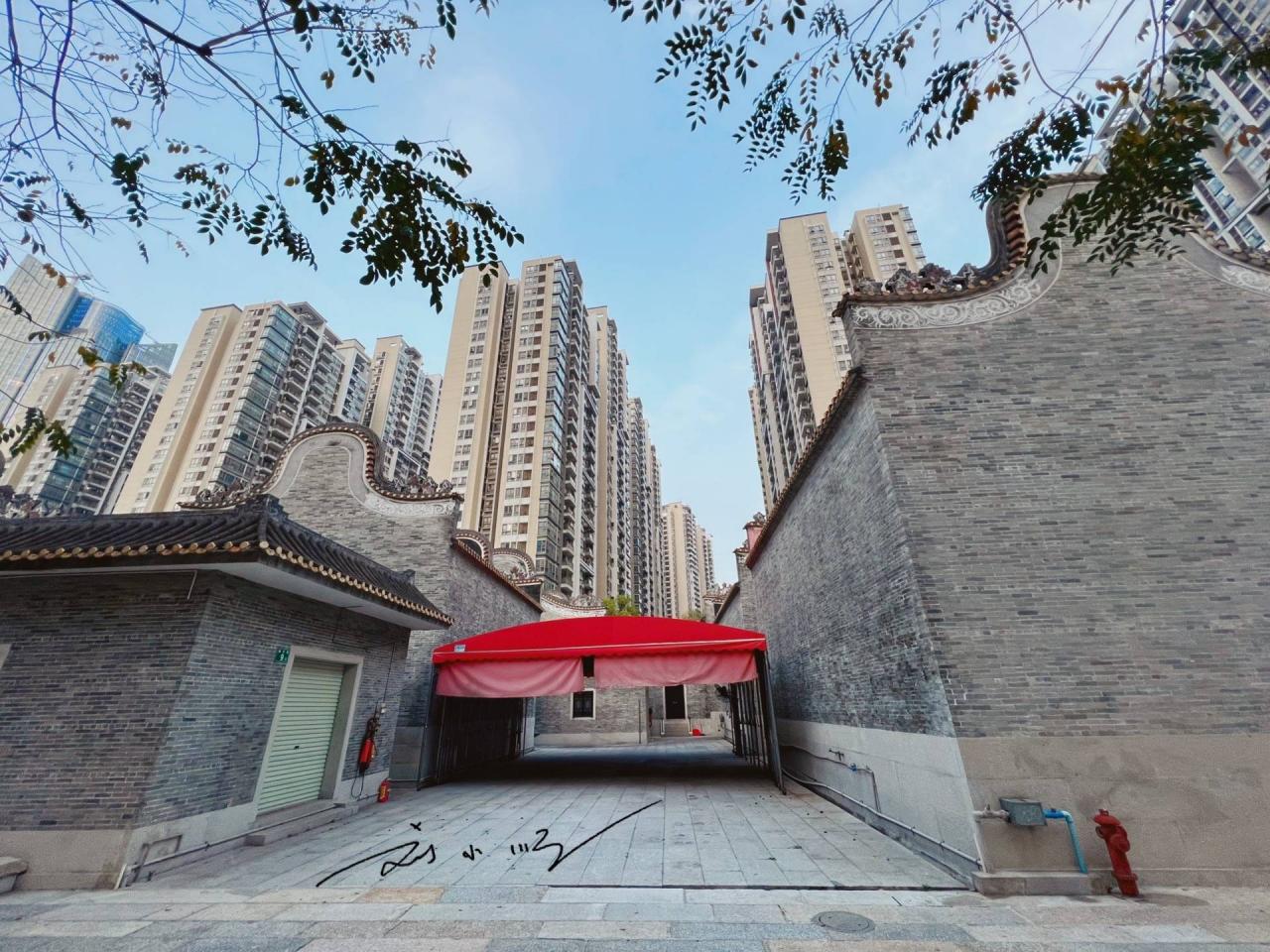 实拍广州“第一土豪村”，居民曾经都在种田，如今变成亿万富翁2