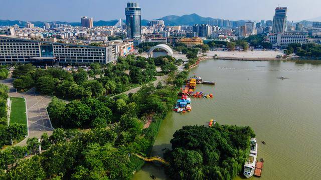 肇庆有个十分复古的牌坊,有机会一定要来看看,尽显美丽5