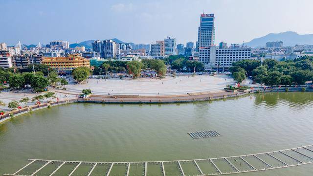 肇庆有个十分复古的牌坊,有机会一定要来看看,尽显美丽8