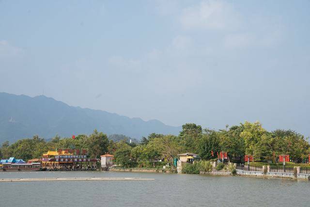 肇庆有个十分复古的牌坊,有机会一定要来看看,尽显美丽26