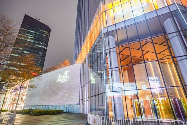 多财多金却最低调的太古汇,广州人一定都会来打卡的,高端购物区17