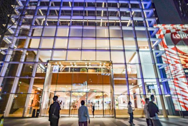 多财多金却最低调的太古汇,广州人一定都会来打卡的,高端购物区22