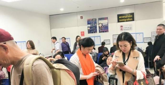 对中国游客免签,却对美日游客“收费”加倍,当地人:我乐意1