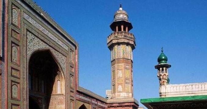 对中国游客免签,却对美日游客“收费”加倍,当地人:我乐意5