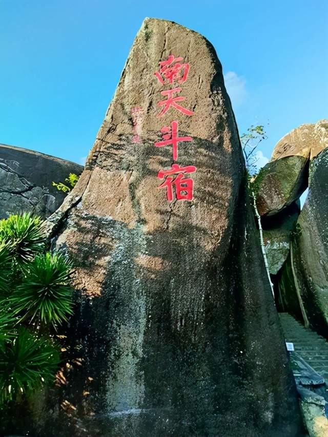 海南人心中最美的海，不在三亚，却有媲美马代的美景9