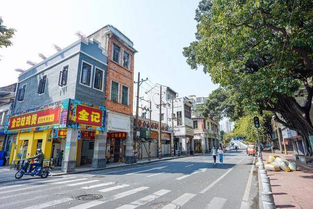 海珠区最热闹的地段，竟然还有个寺庙，古色古香拍照无敌5