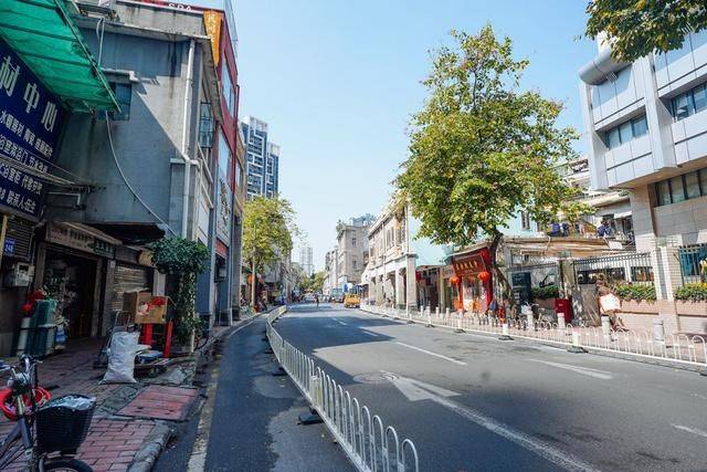 海珠区最热闹的地段，竟然还有个寺庙，古色古香拍照无敌6