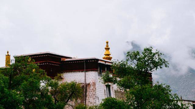 拉萨色拉寺,雨天参观也很美29