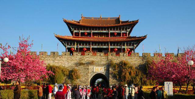 中国名字最好听的省份,是游客向往的诗和远方,被誉为旅游天堂4